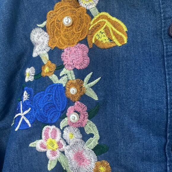 August Silk Denim Button Up Shirt Small Embroidered Floral Cottage Grandma Boho - Picture 2 of 5